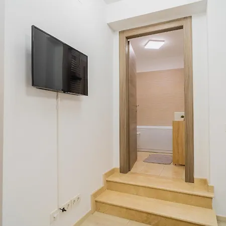 Queen Elizabeth - Ultracentral - Free Parking & Ac Bucharest Exterior photo
