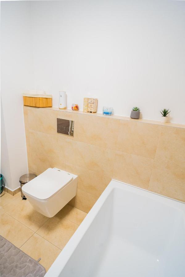 Queen Elizabeth - Ultracentral - Free Parking & Ac Bucharest