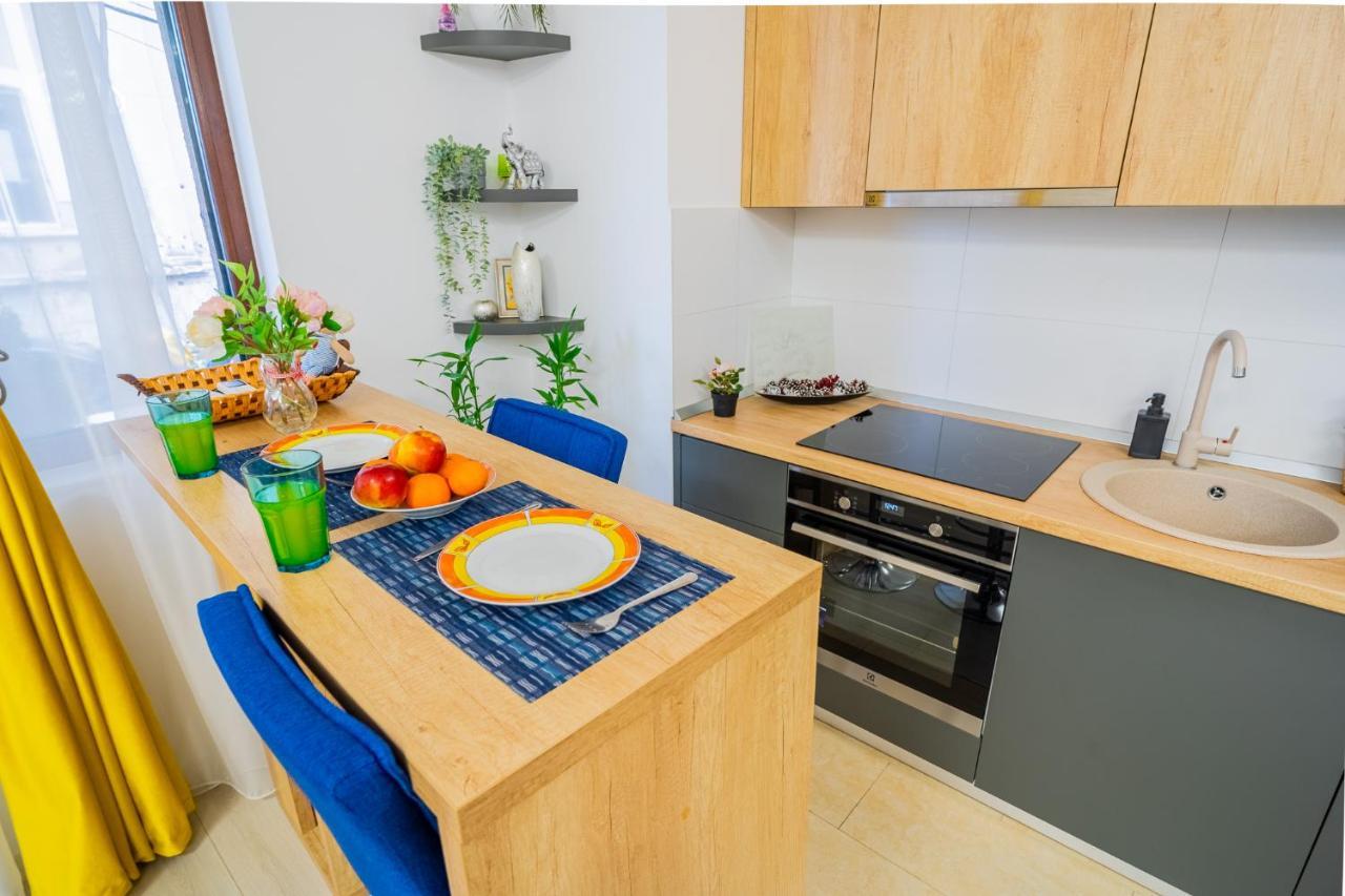 Apartment Queen Elizabeth - Ultracentral - Free Parking & Ac *